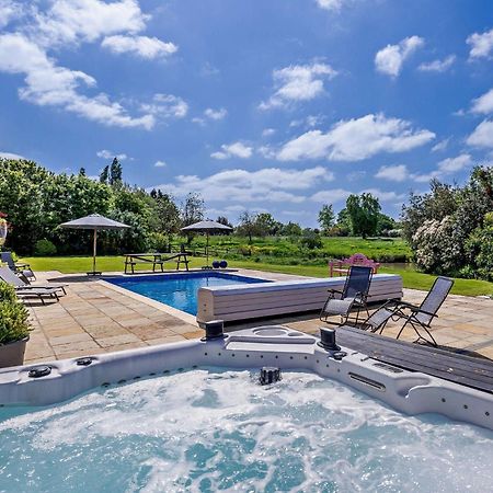 5 Bed In Smarden 76428 Villa ภายนอก รูปภาพ