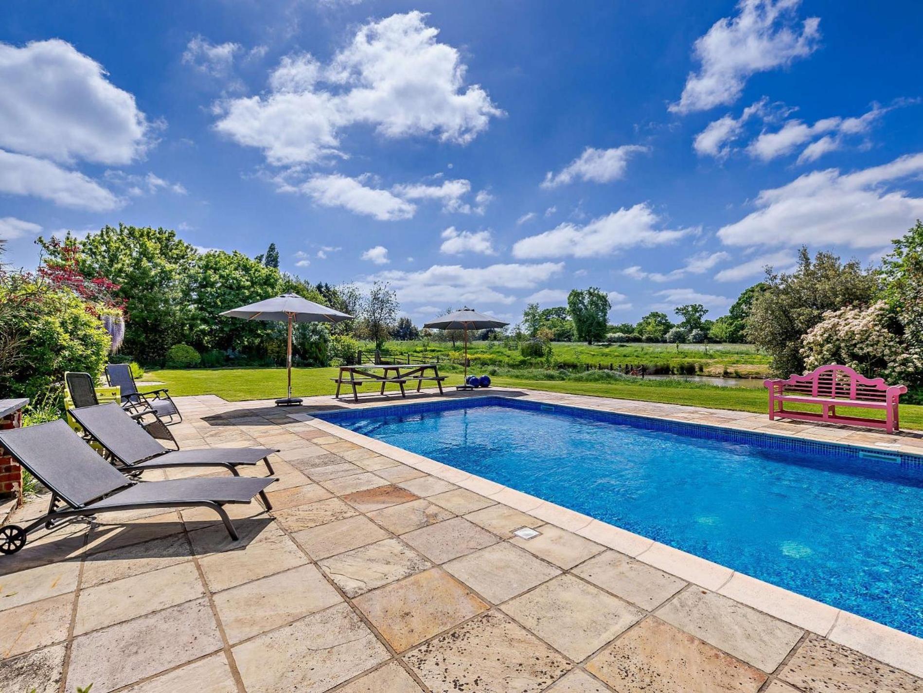 5 Bed In Smarden 76428 Villa ภายนอก รูปภาพ